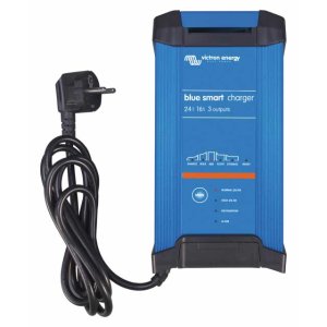 Blue Smart IP22 Charger 24/16 (3) - Cbns1712 - VIBPC241648002