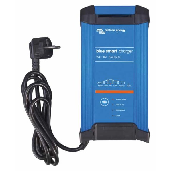 Blue Smart IP22 Charger 24/16 (3) - Cbns1712 - VIBPC241648002